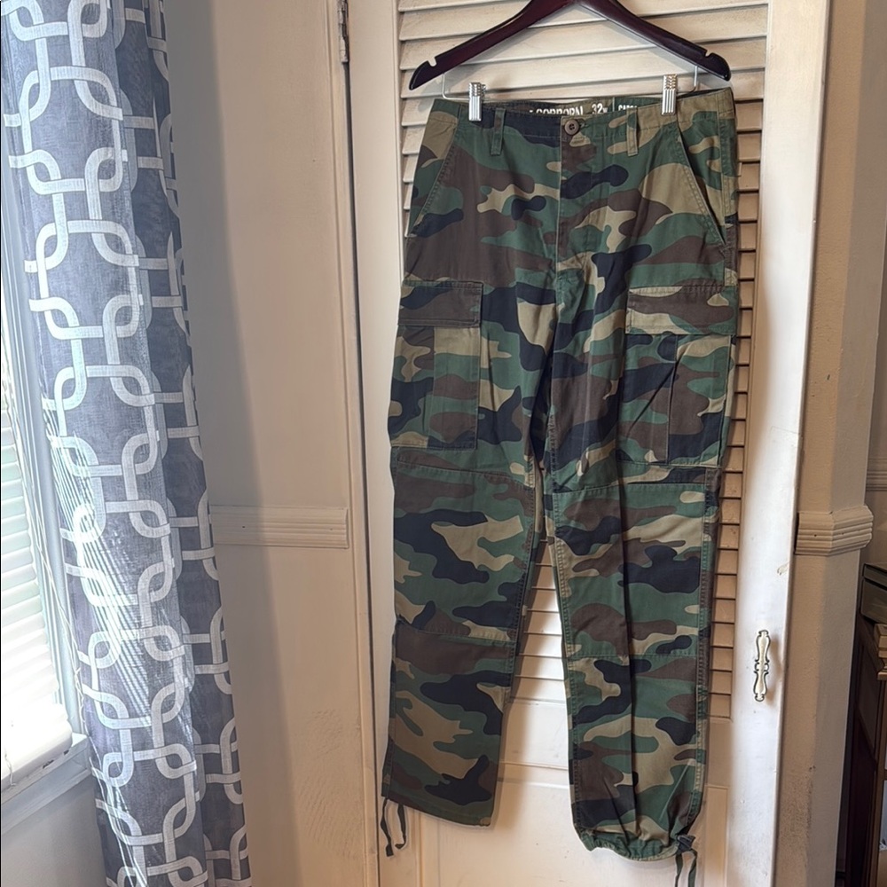 NINTH HALL Camo Cargo Pants